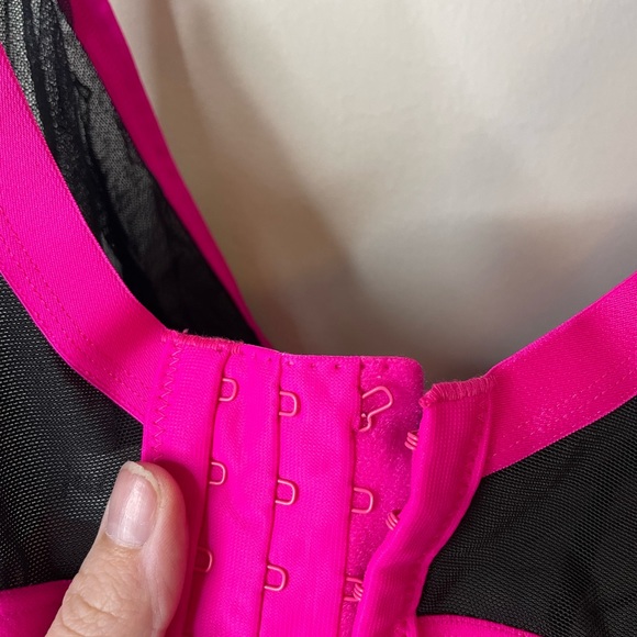 NWOT Cacique Pink and Black Unlined T Shirt Bra - Picture 6 of 12